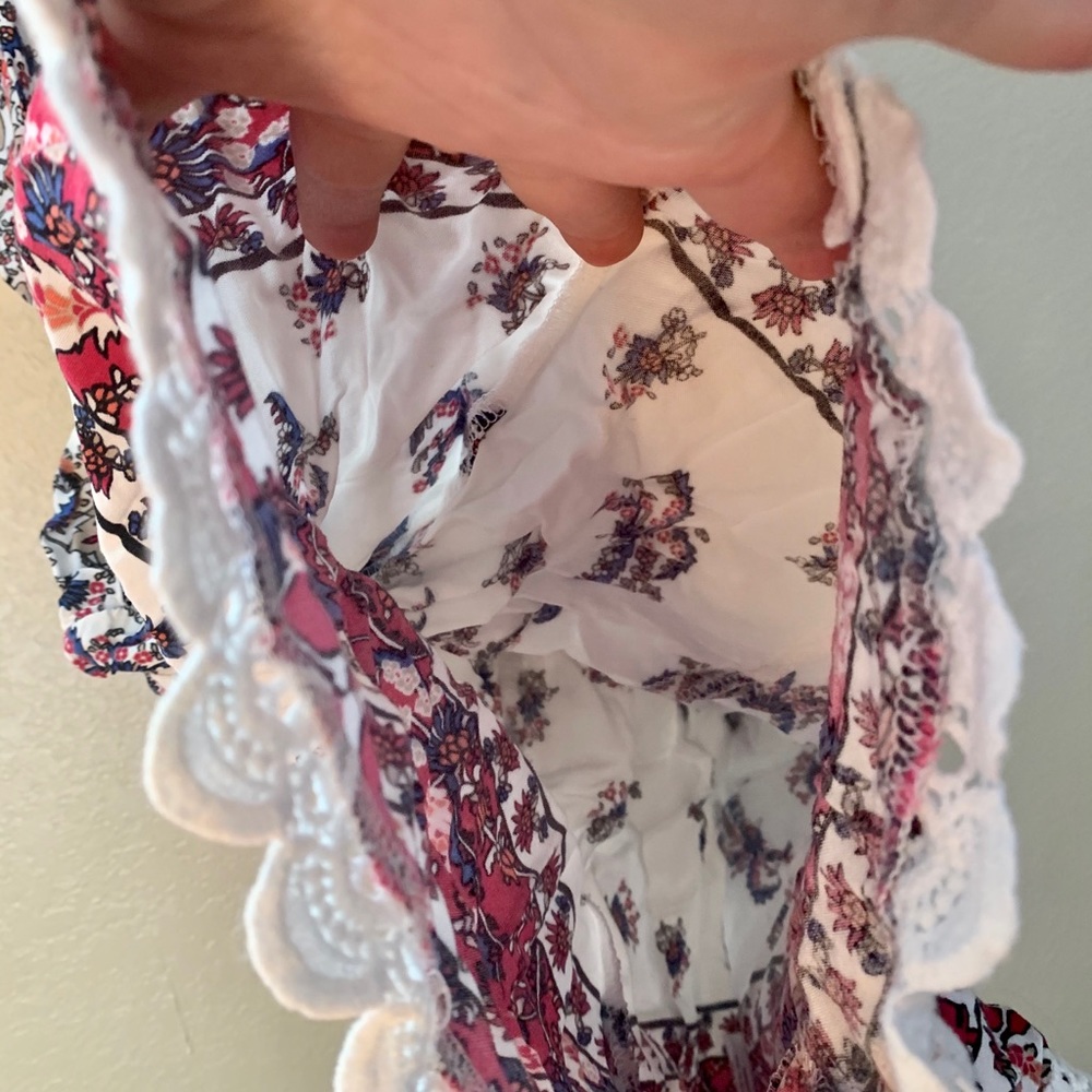 Flowery Romper🌺 - Picture 6 of 8